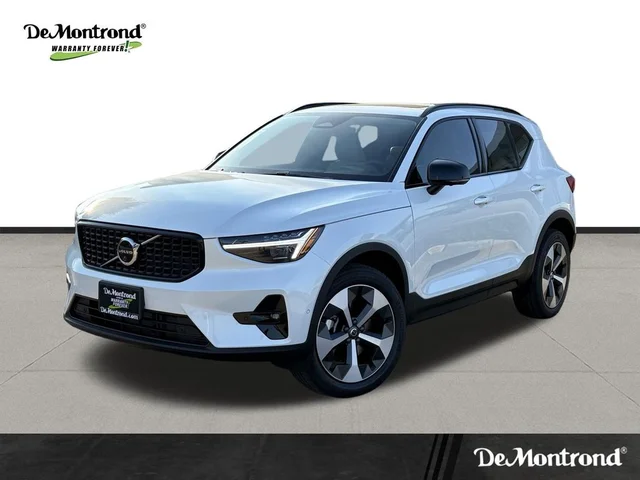 New 2026 Volvo XC40 B5 AWD Plus