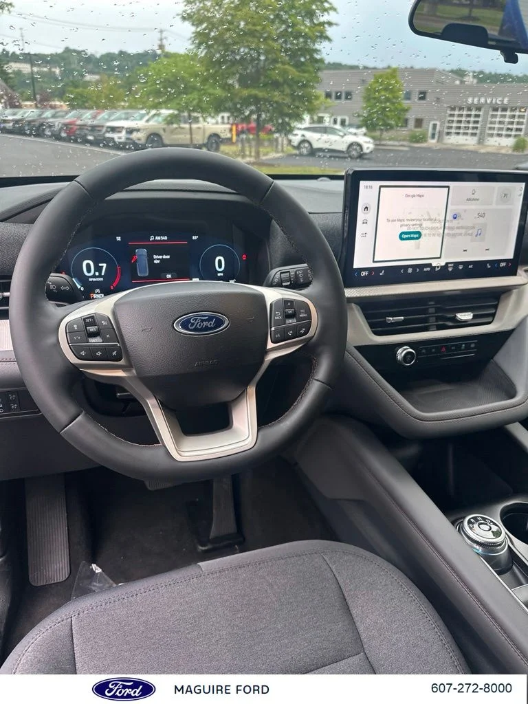 New 2026 Space White Metallic Ford Active image 14