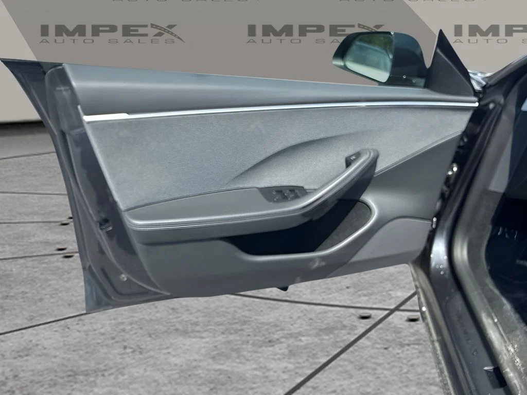 Used 2025 Black Tesla Long Range image 22