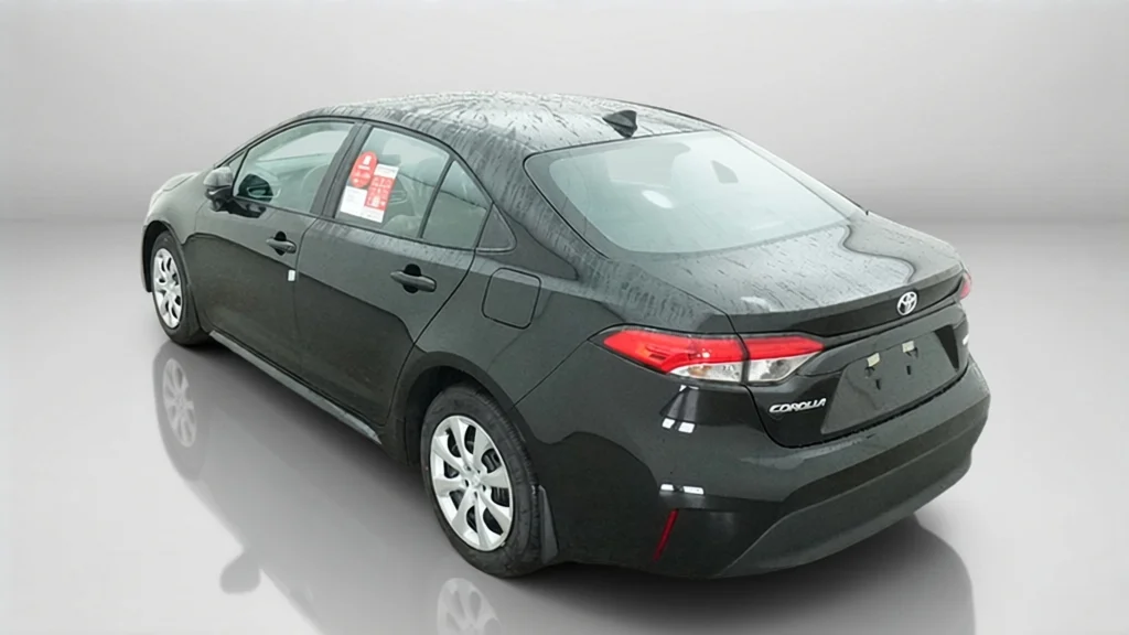 New 2027 Inked Toyota LE image 15