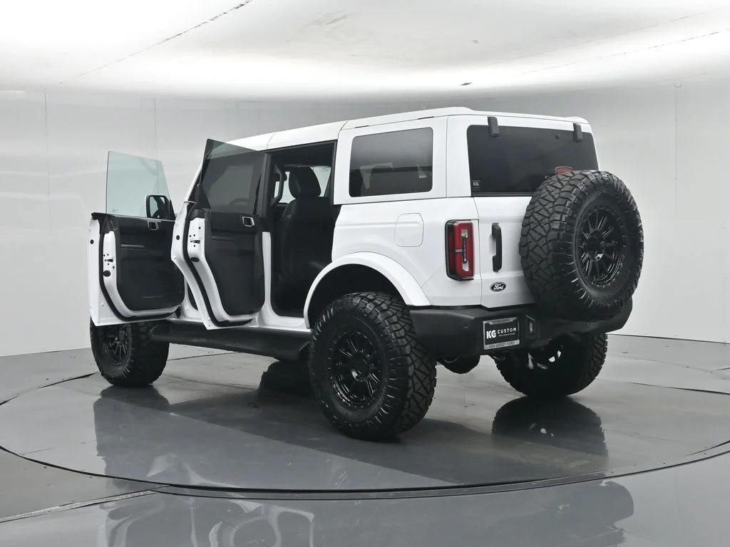 New 2026 Oxford White Ford Outer Banks image 32
