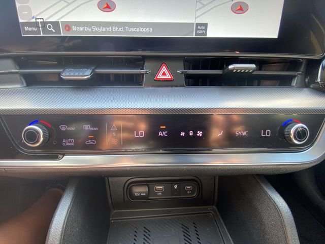 Used 2024 White Kia SX-Prestige image 24