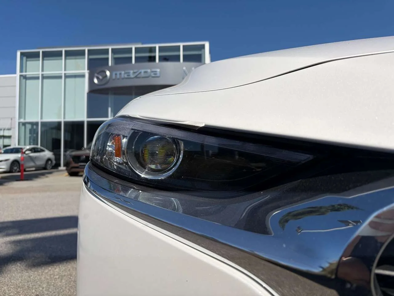 Used 2025  Mazda GS image 3