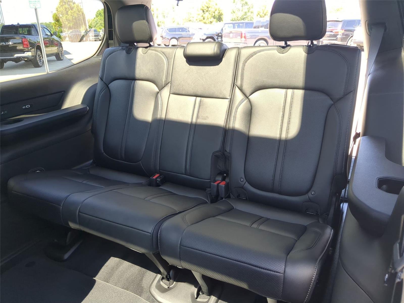 New 2026 Baltic Gray Metallic Clearcoat Jeep Limited Altitude image 29