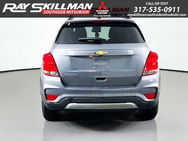 Used 2019 Gray Chevrolet LT image 6
