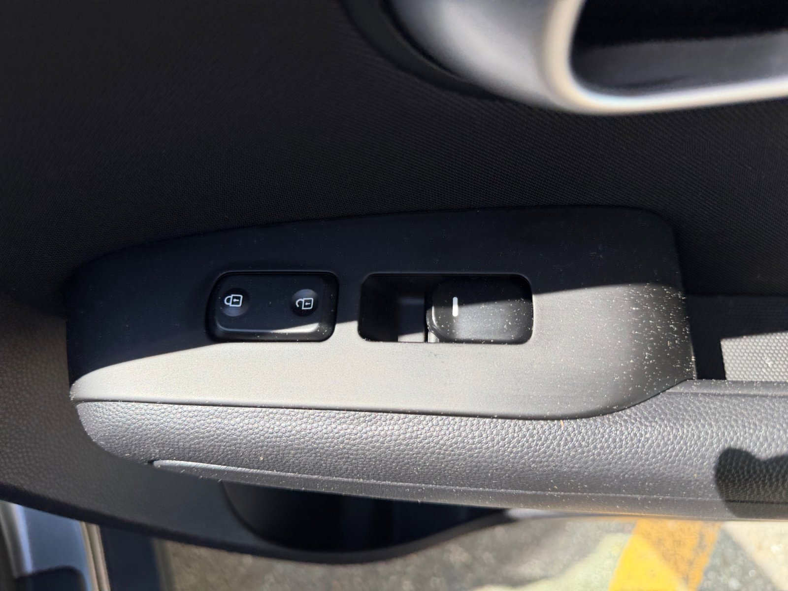 Used 2015 Titanium Gray Kia Base image 29