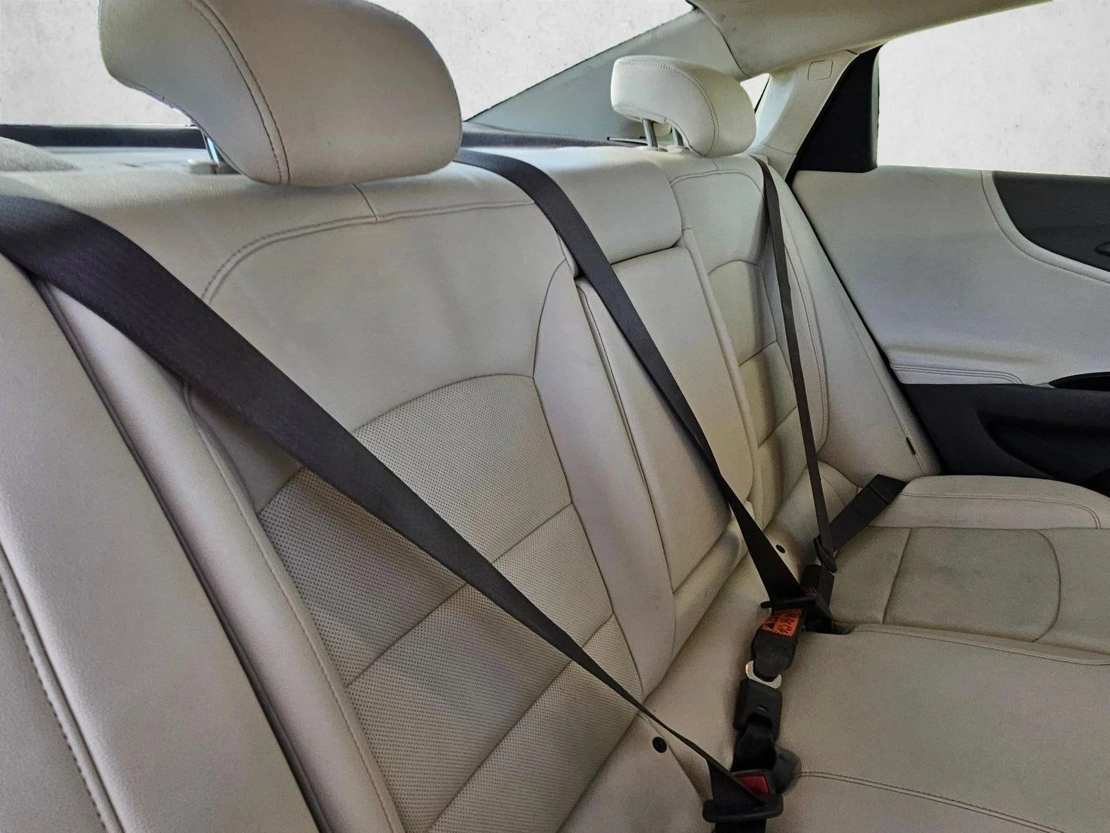 Used 2024 Lakeshore Blue Metallic Chevrolet LT image 17