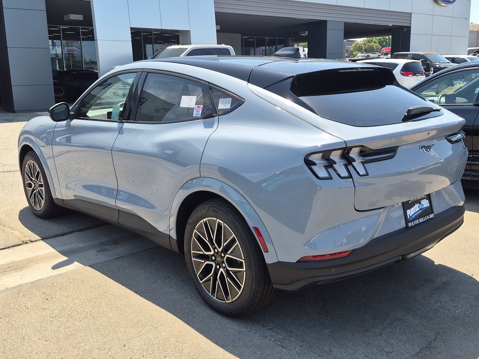 New 2026 Glacier Gray Metallic Tri-coat Ford Premium image 4
