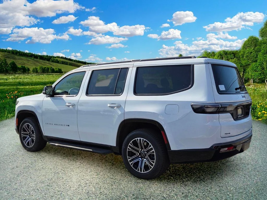 New 2026 Bright White Clear-Coat Exterior Paint Jeep  image 4