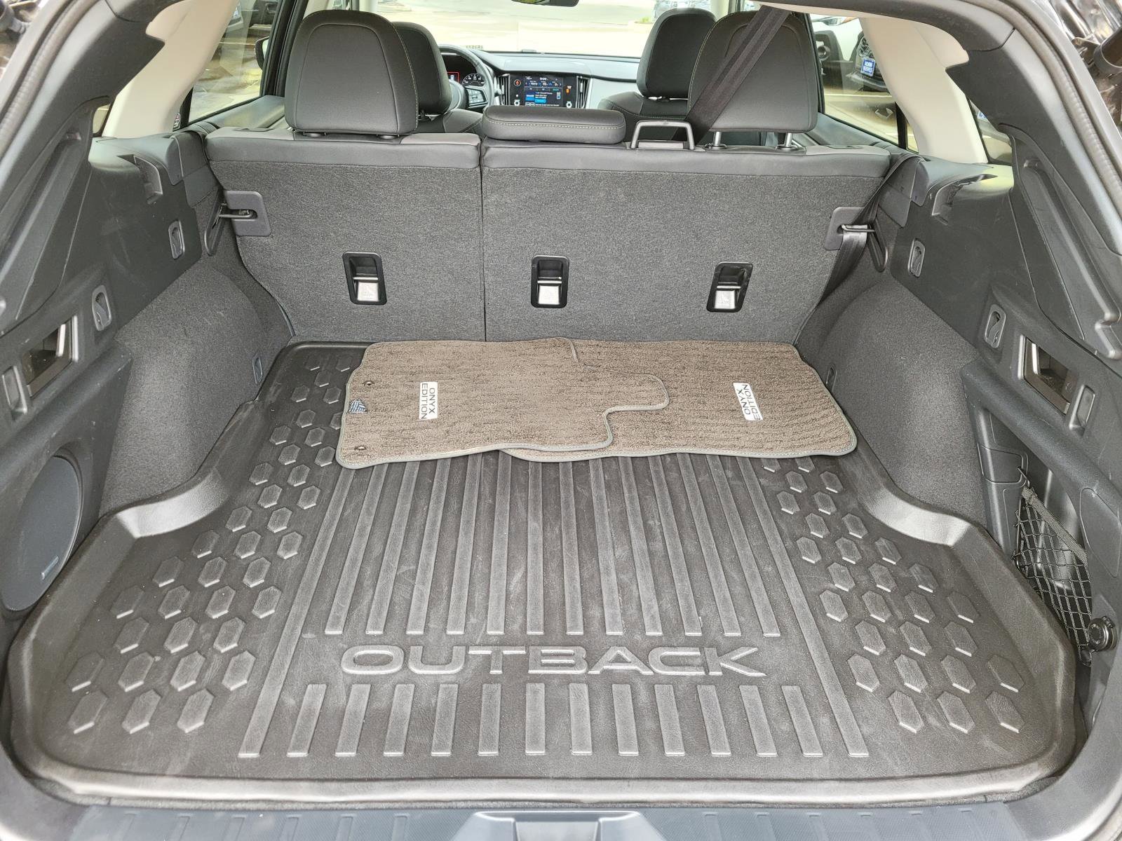Certified Used 2025 Crystal Black Silica Subaru Onyx Edition image 19