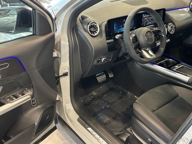 New 2026 MANUFAKTUR Alpine Grey Mercedes-Benz AMG® GLA 35 4MATIC SUV image 18