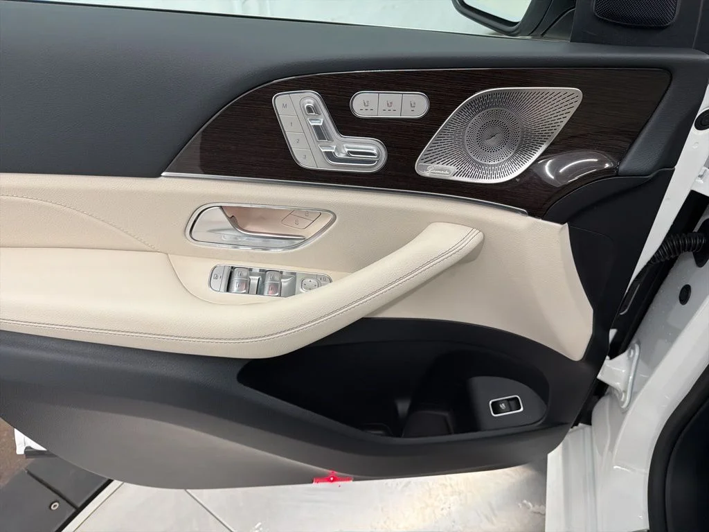 Used 2026 White Mercedes-Benz GLE 350 image 16