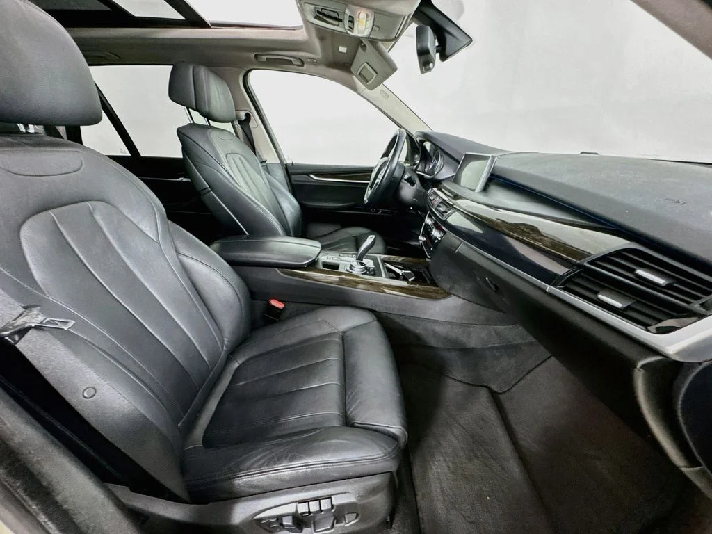 Used 2014 Mineral Silver Metallic BMW xDrive35i image 36