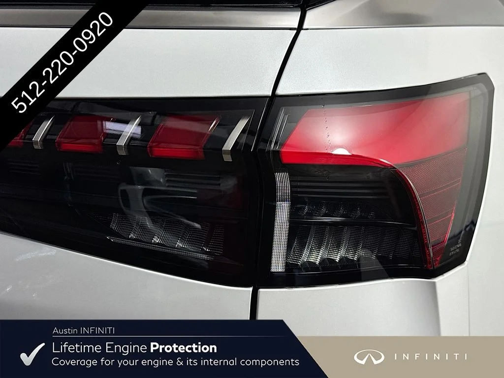 New 2027 White INFINITI LUXE image 36