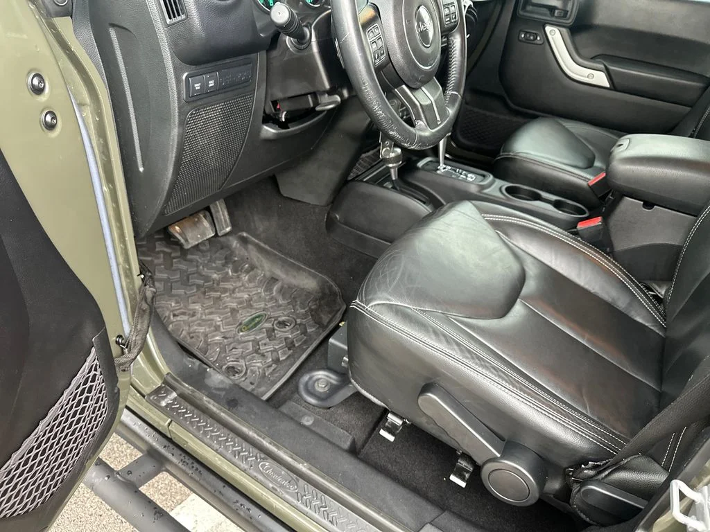 Used 2016 Green Jeep Unlimited Rubicon image 18