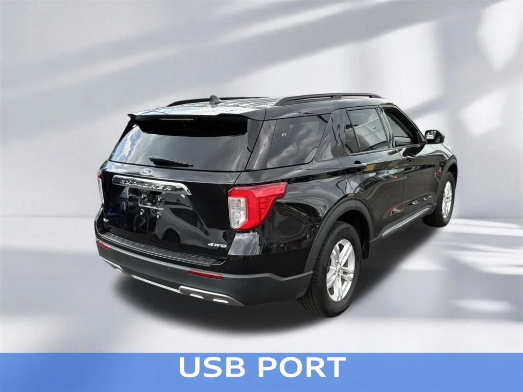 Certified Used 2023 Black Ford XLT image 8