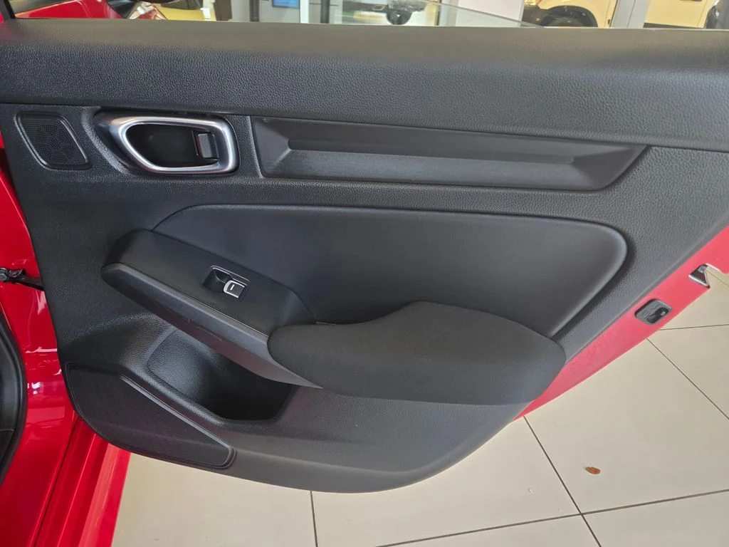 2025 Honda Civic Sport - Photo 23