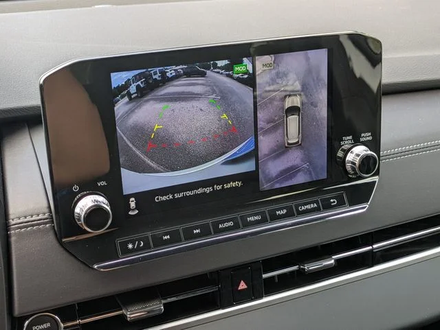 New 2026 White Nissan Platinum image 23