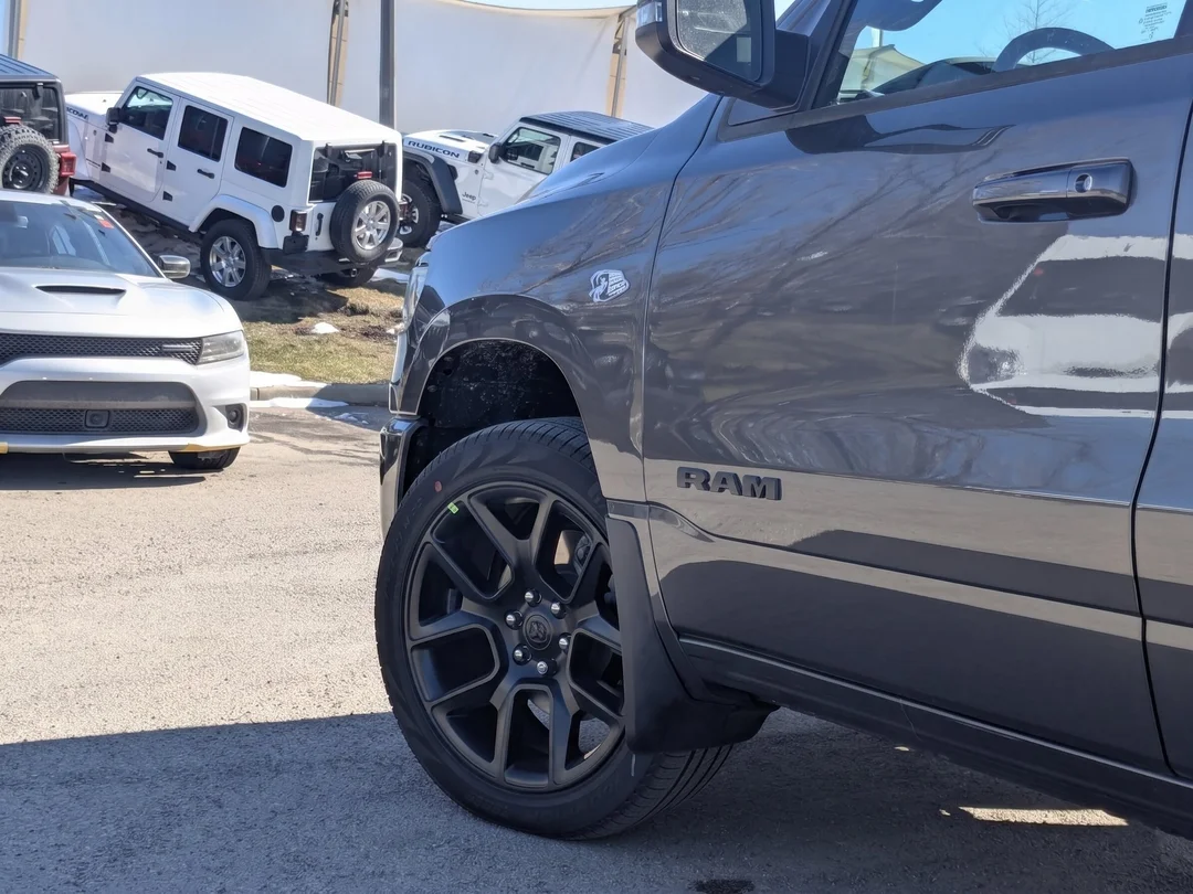 New 2026 Grey RAM Sport - - Night Edition - Sport Lvl 1 Grp - 5.7L HEMI V8 eTorque - Pano Sunroof & More! image 8