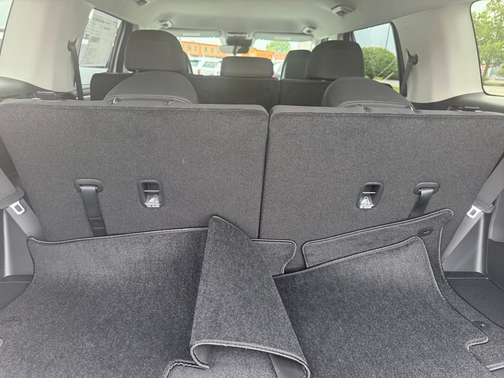 New 2027 Serenity White Hyundai SE AWD image 19