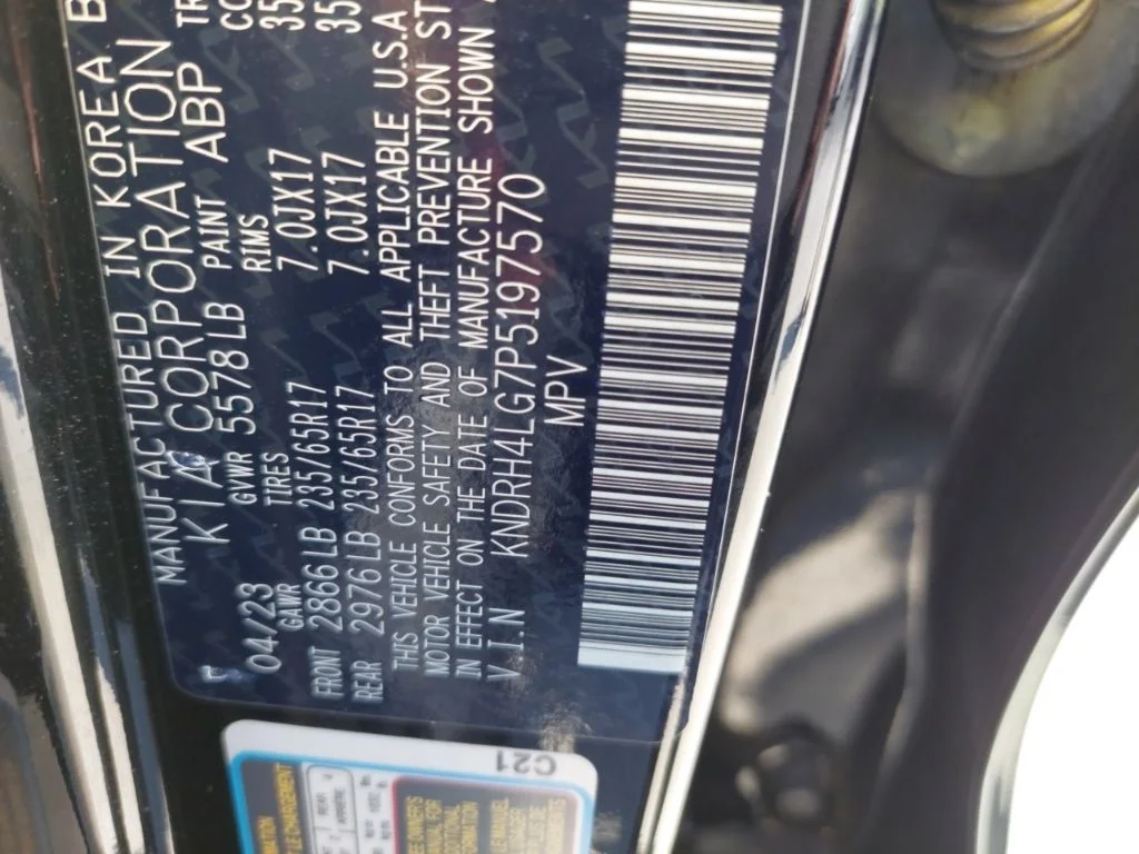 Used 2023 Aurora Black Kia EX image 1