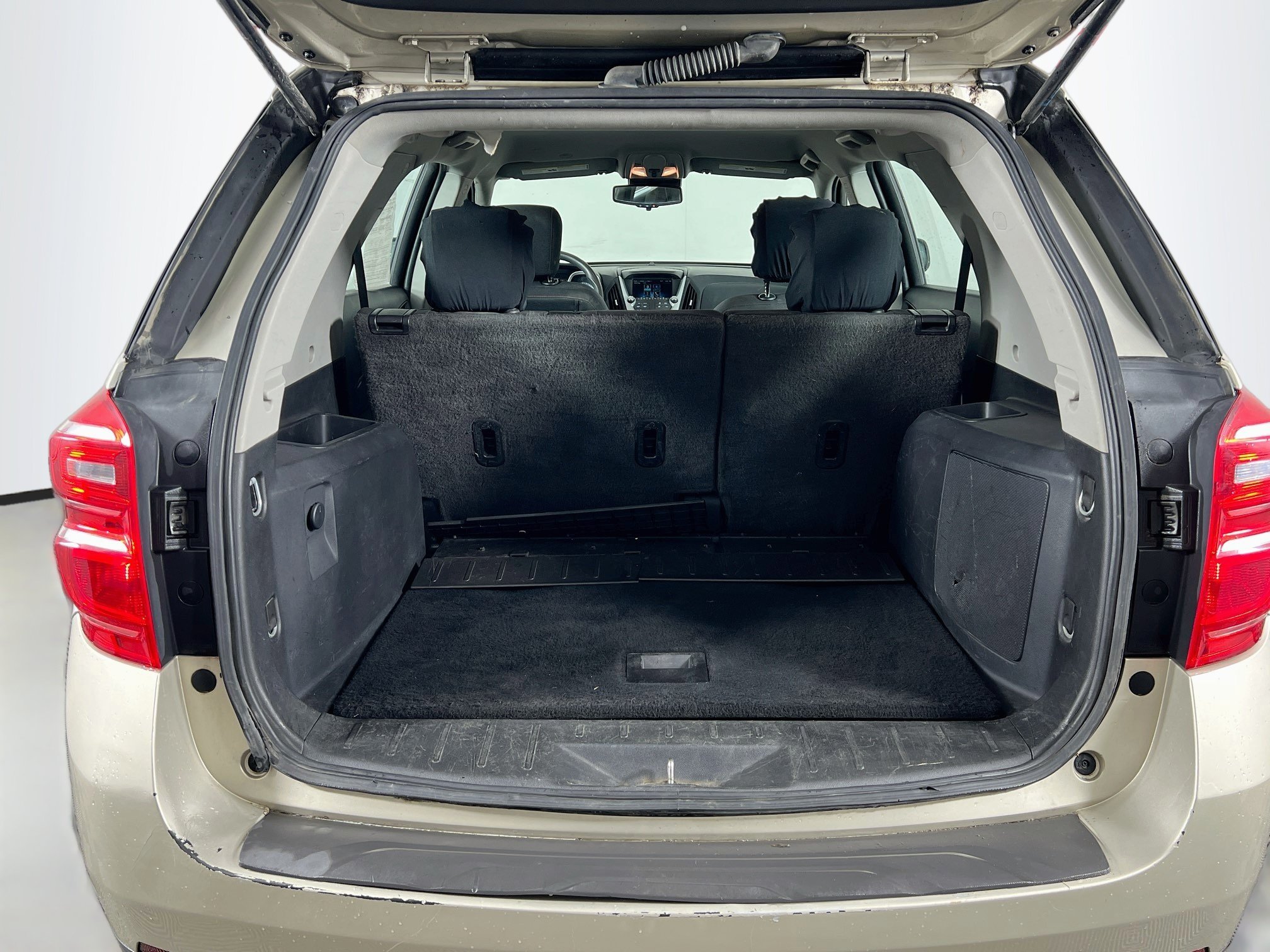 2016 Chevrolet Equinox LS - Photo 22
