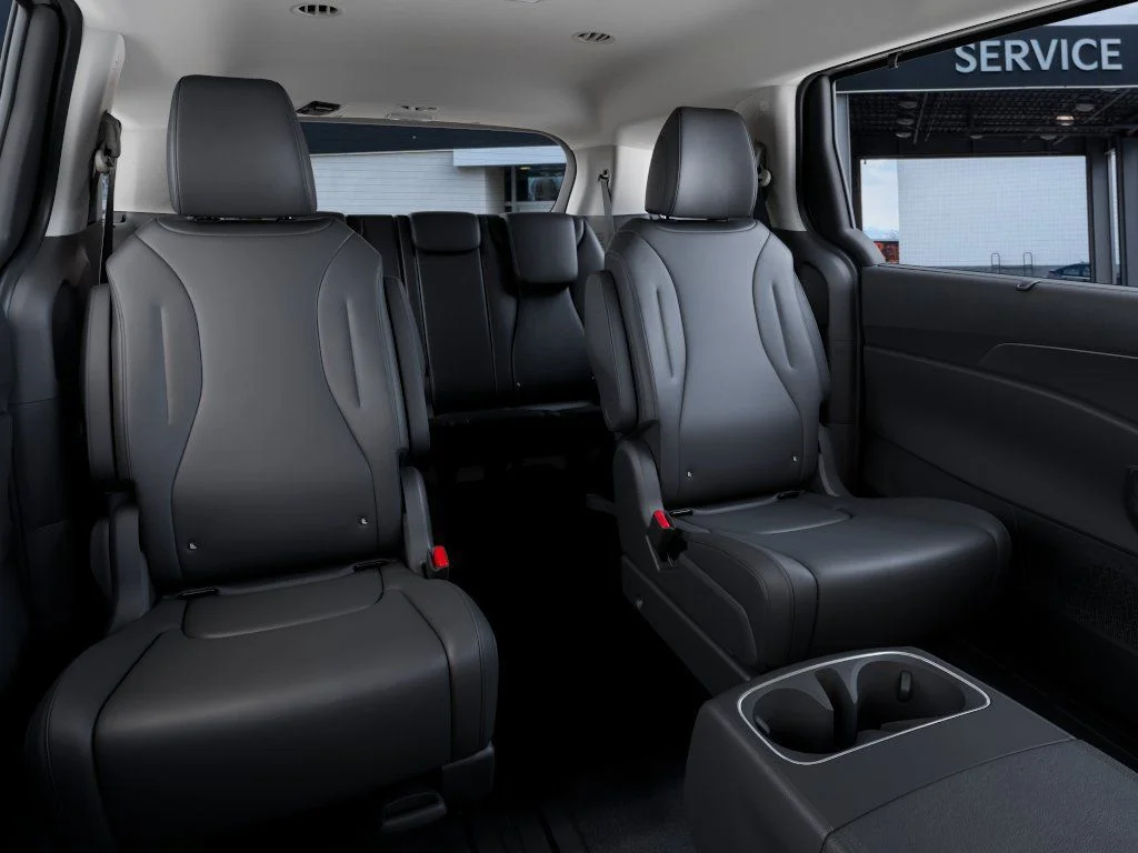 New 2027 Ceramic Silver Kia EX image 16
