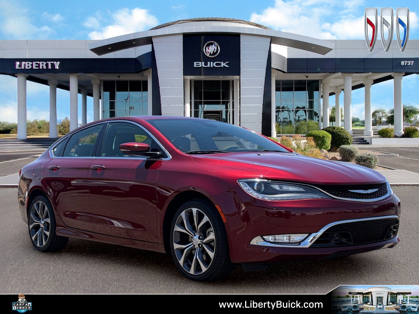 2015 Chrysler 200 C's photo