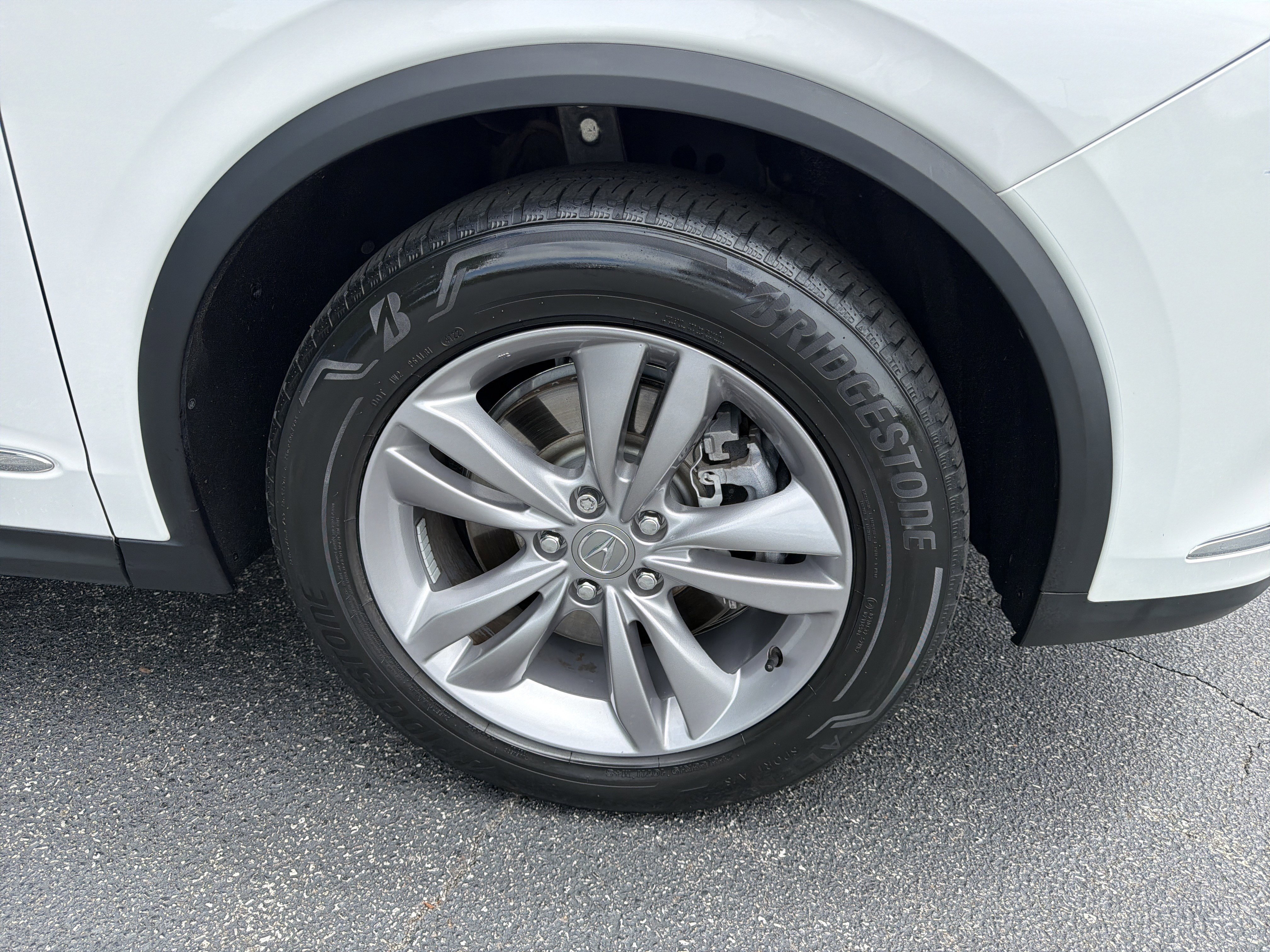 Used 2023  Acura  image 12