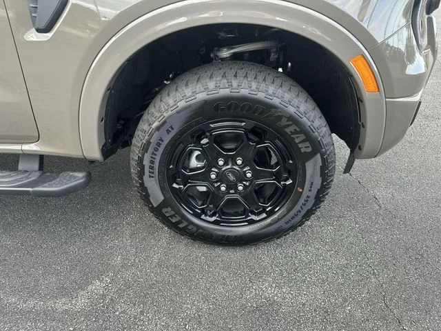 New 2026 Marsh Gray Ford XLT image 19