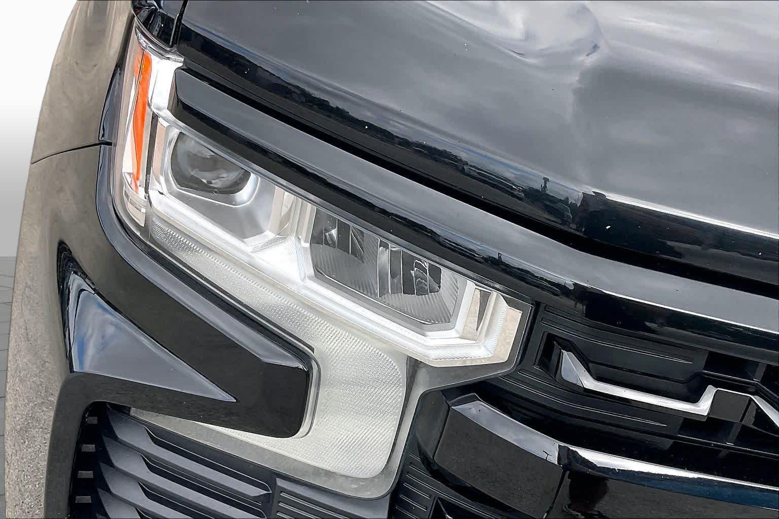 Used 2023 Black Chevrolet RST image 27