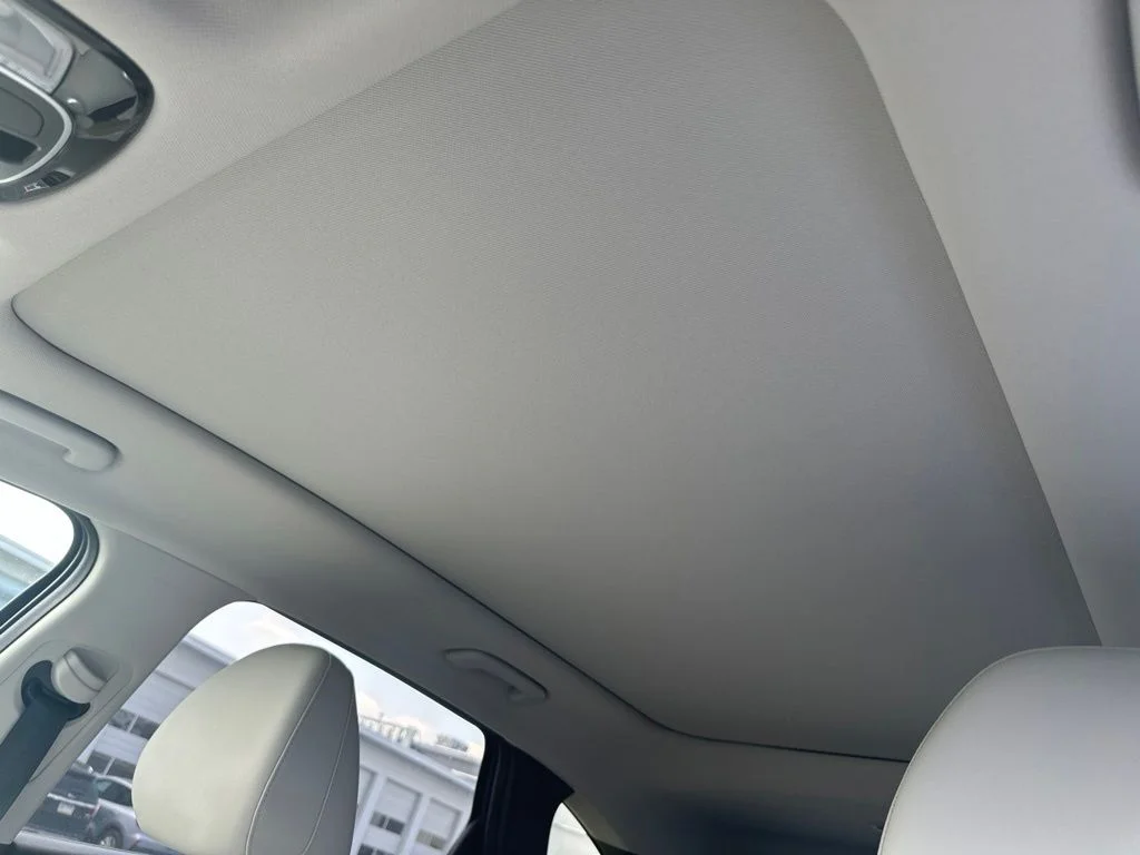 Used 2024 Amazon Gray Hyundai Limited image 13