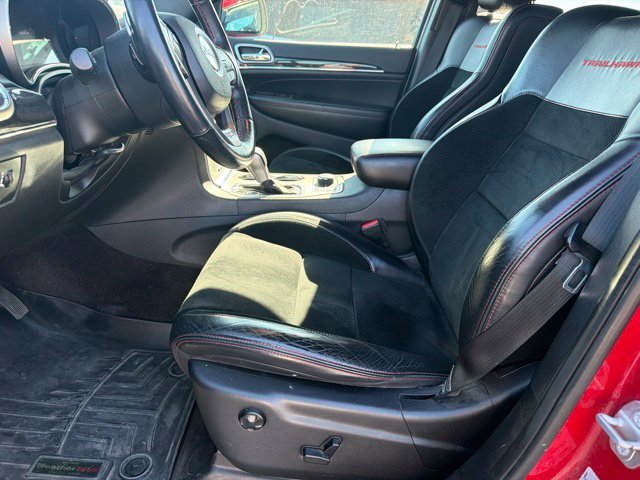 Certified Used 2017 Red Jeep Trailhawk image 3