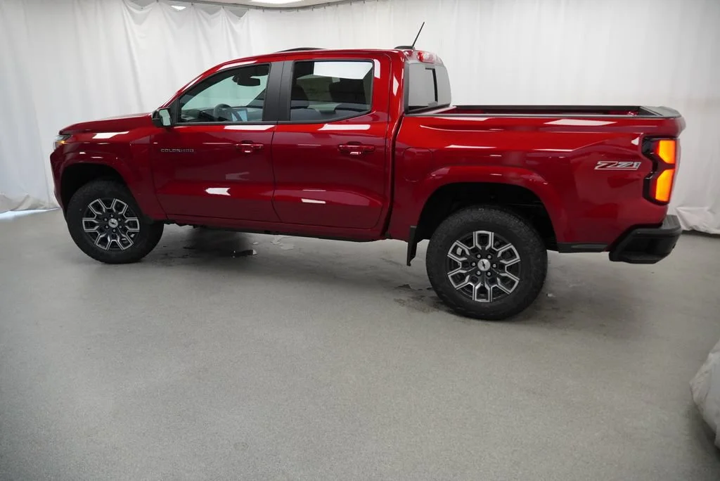 2026 Chevrolet Colorado Z71 - Photo 39