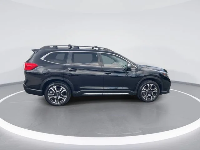 Used 2023 Black Subaru Limited image 9