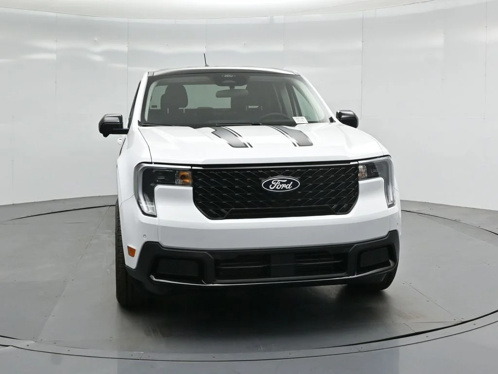 New 2026 Oxford White Ford Lariat image 54