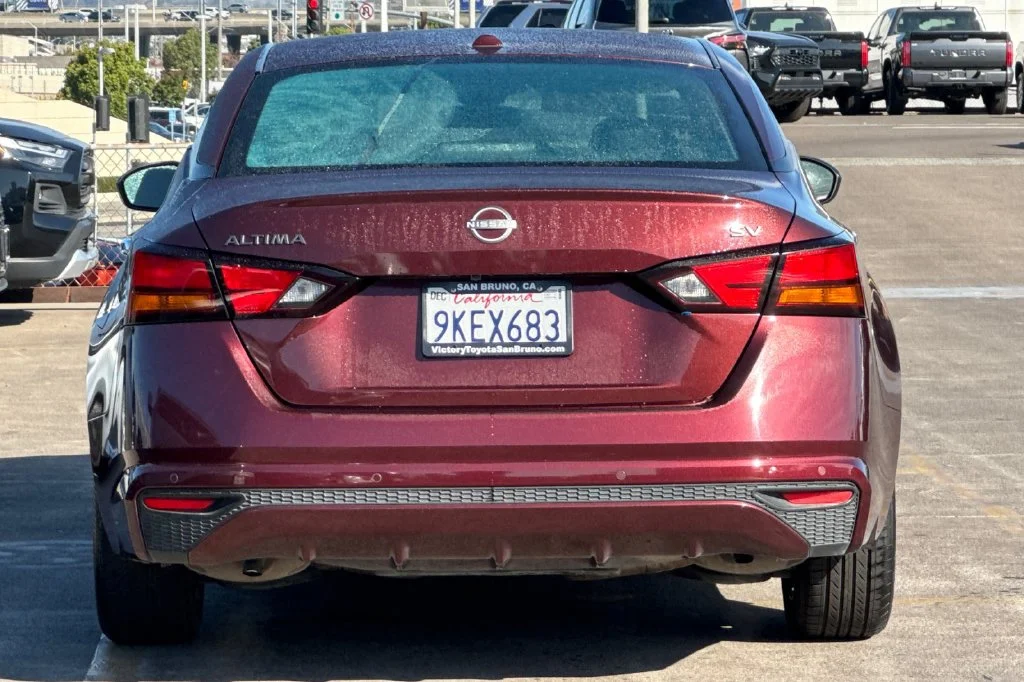 Used 2024 Garnet Pearl Nissan 2.5 SV image 5