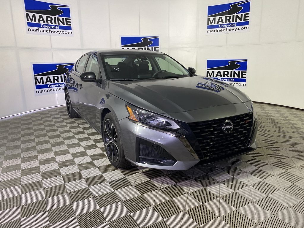 2024 Nissan Altima SR