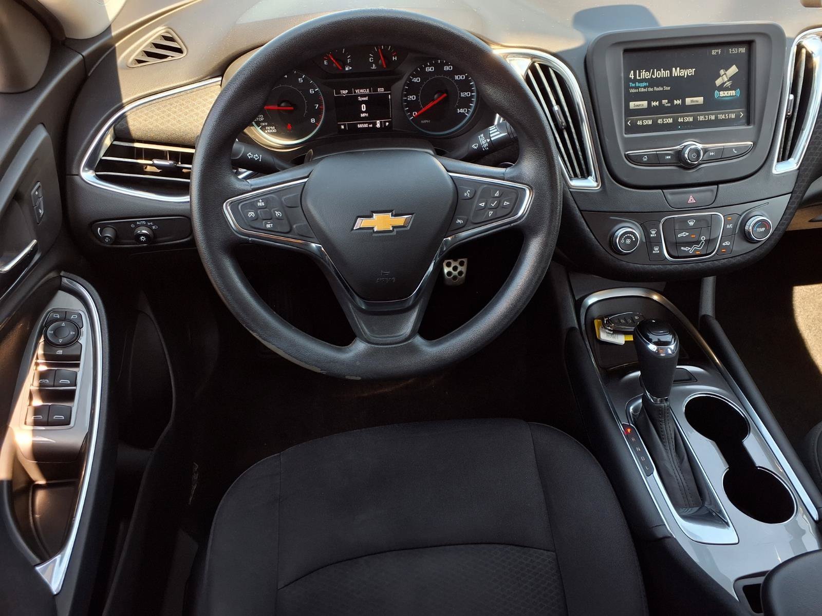 Used 2016 Silver Ice Metallic Chevrolet LT image 5
