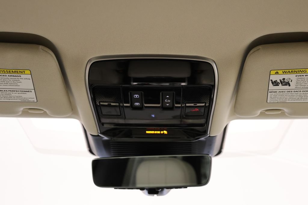 Certified Used 2023 Santorini Black Metallic Land Rover SE image 14