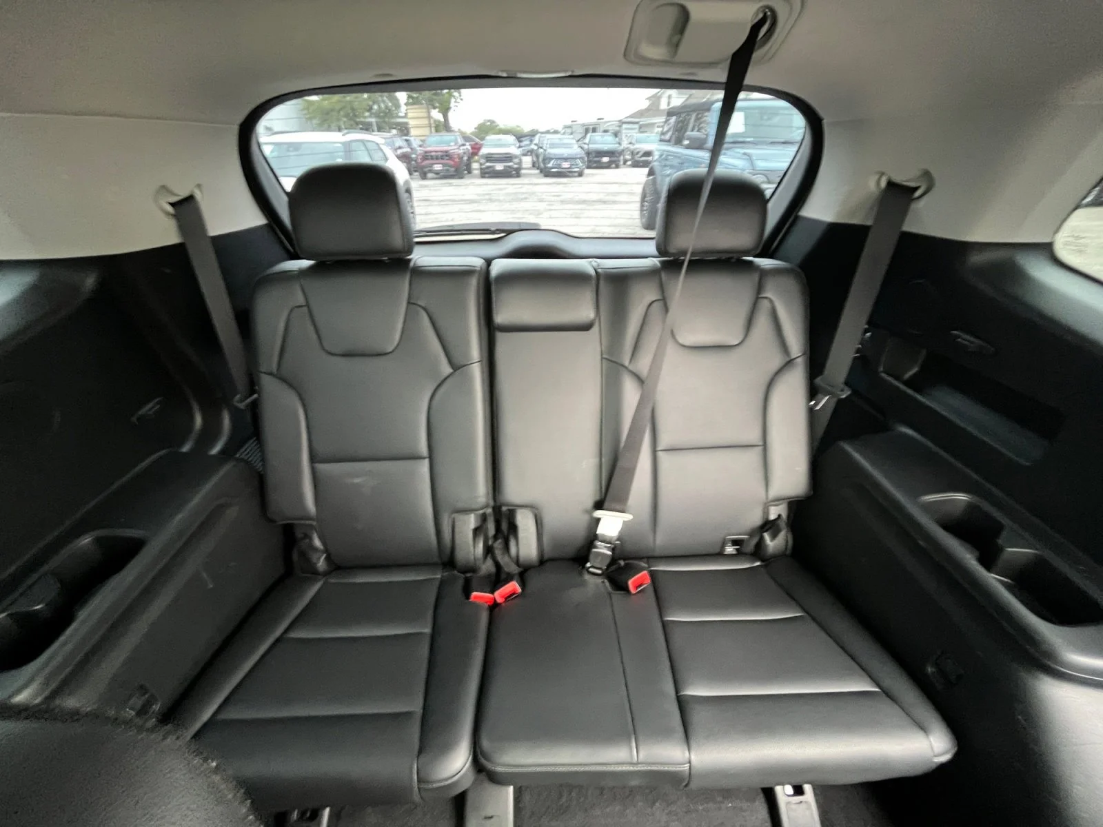 Used 2022 Glacial White Pearl Kia SX image 18