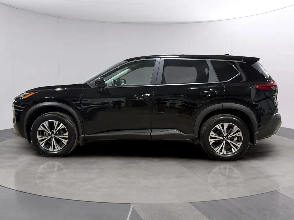 Certified Used 2023 Super Black Nissan SV image 6