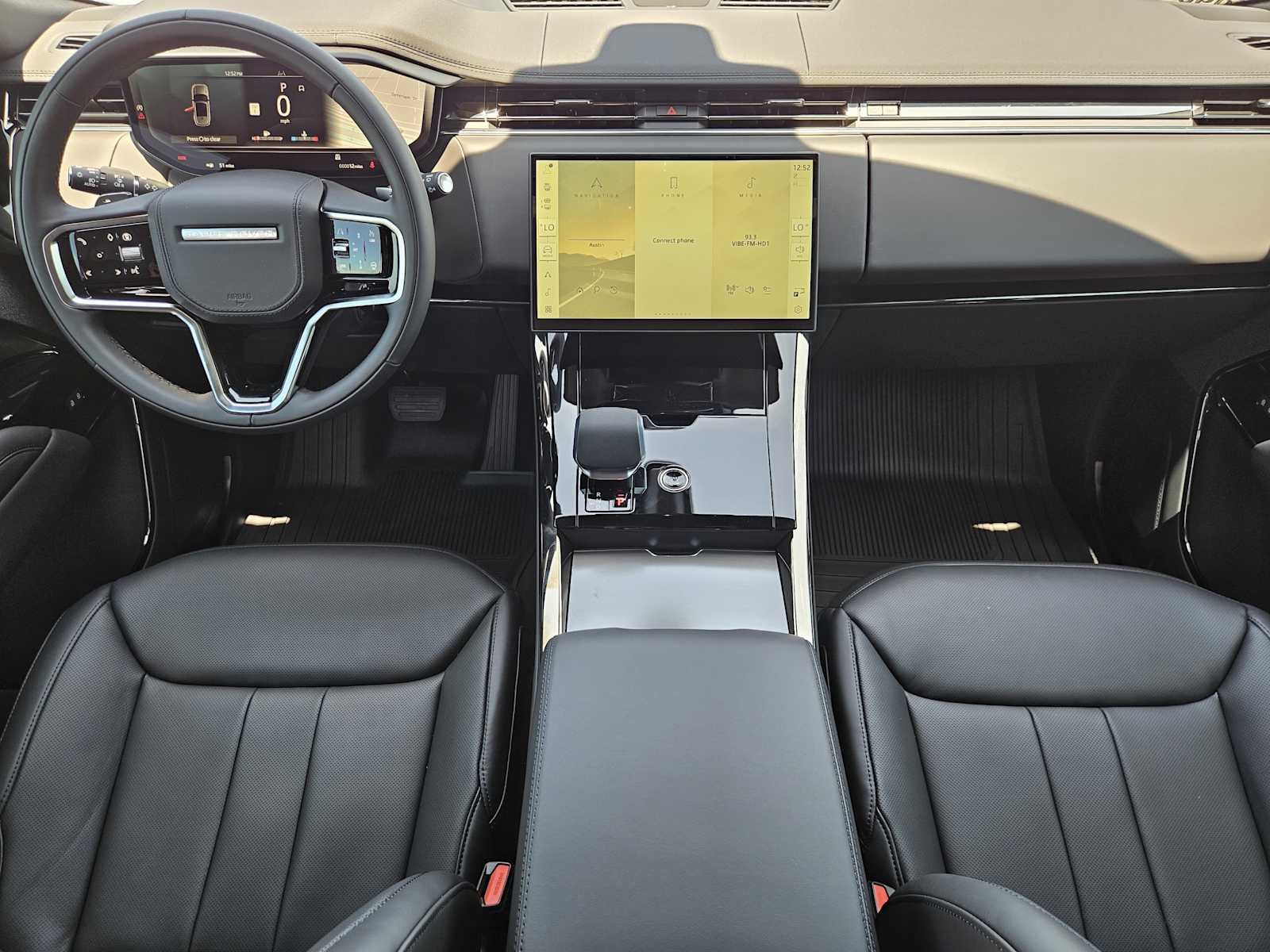 New 2026 Fuji White LAND ROVER SE image 25