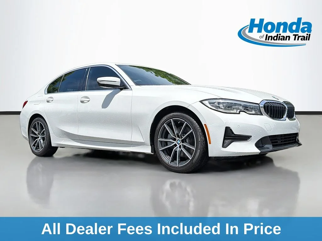 2021 BMW 3 Series 330i Sedan's photo