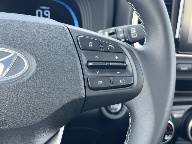 Used 2026 White Hyundai SEL image 19