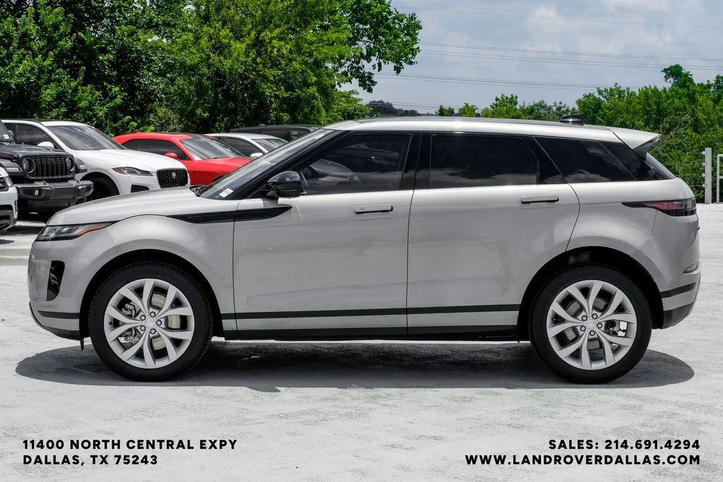 Certified Used 2022 Silver Land Rover SE image 13