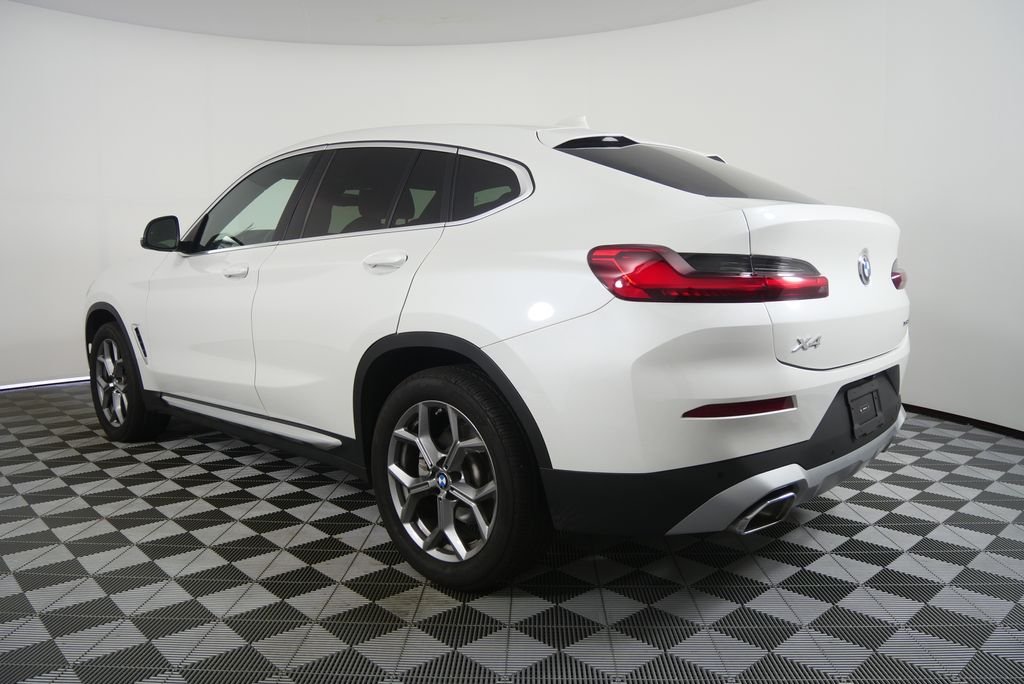 Used 2025 Mineral White Metallic BMW xDrive30i image 5