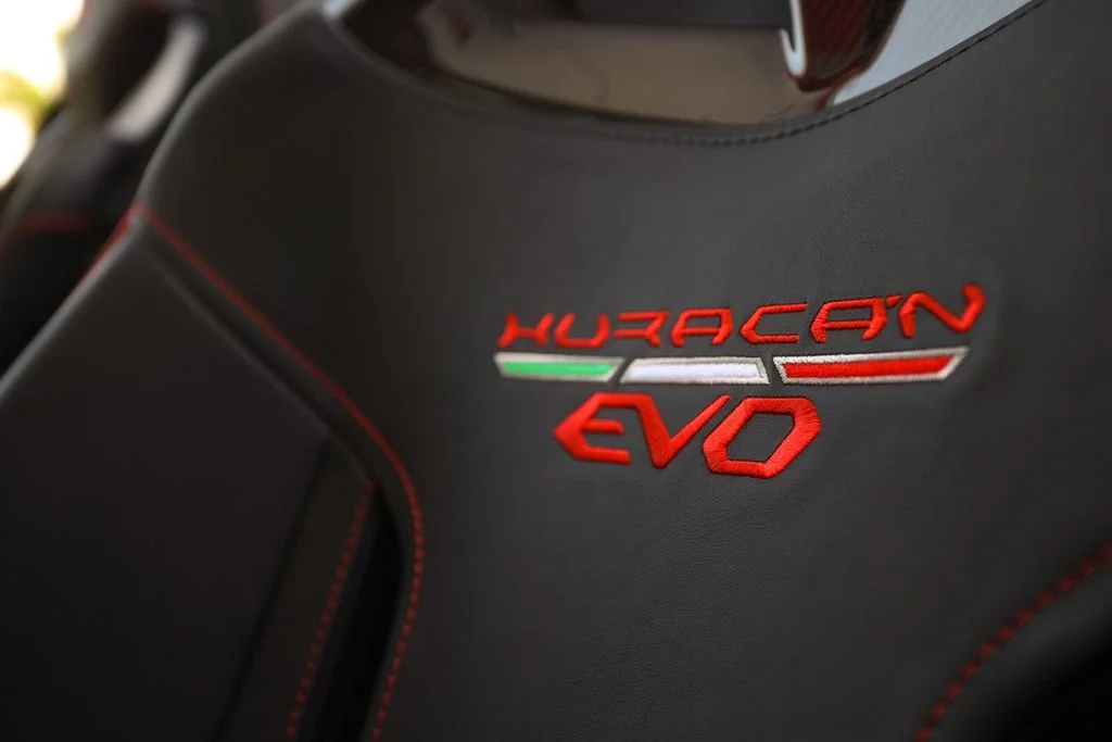 Used 2020 Nero Noctis Lamborghini Base image 49