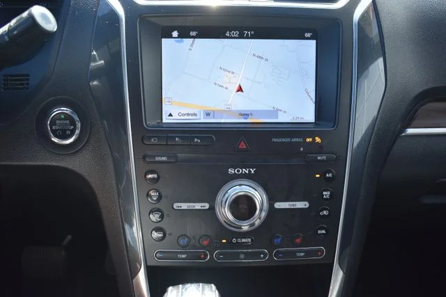 Used 2019 Red Ford Limited image 33