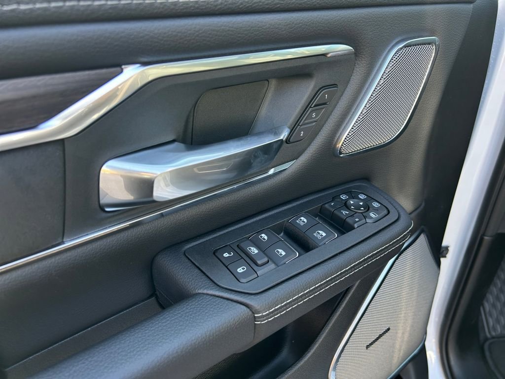 2026 RAM 1500 Laramie - Photo 11